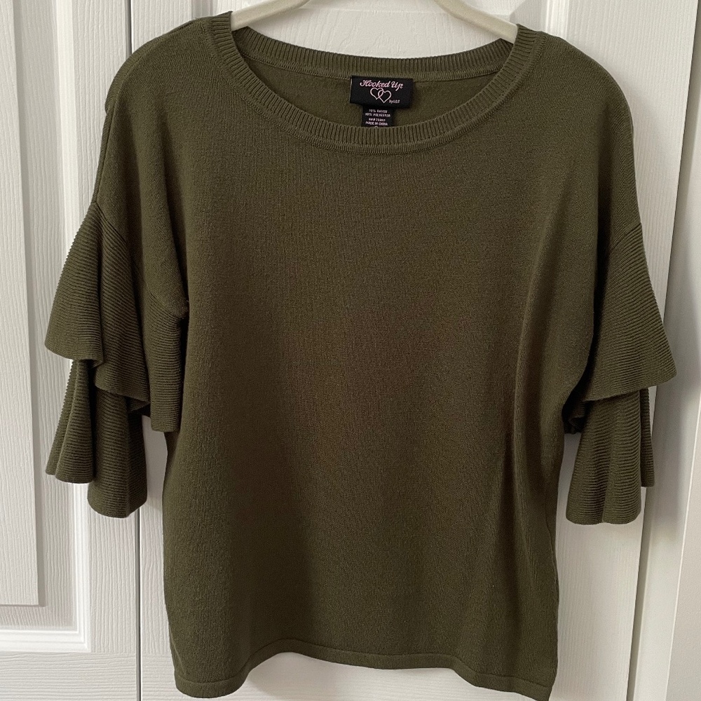 Ruffled Sleeve Top